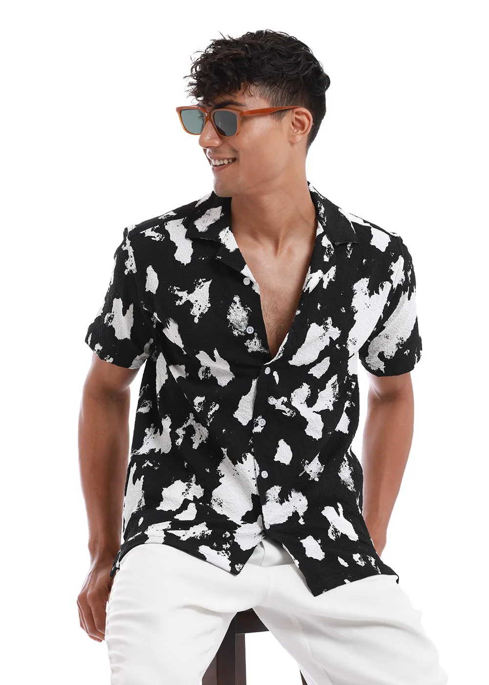 Abstract White Print Popcorn Shirt