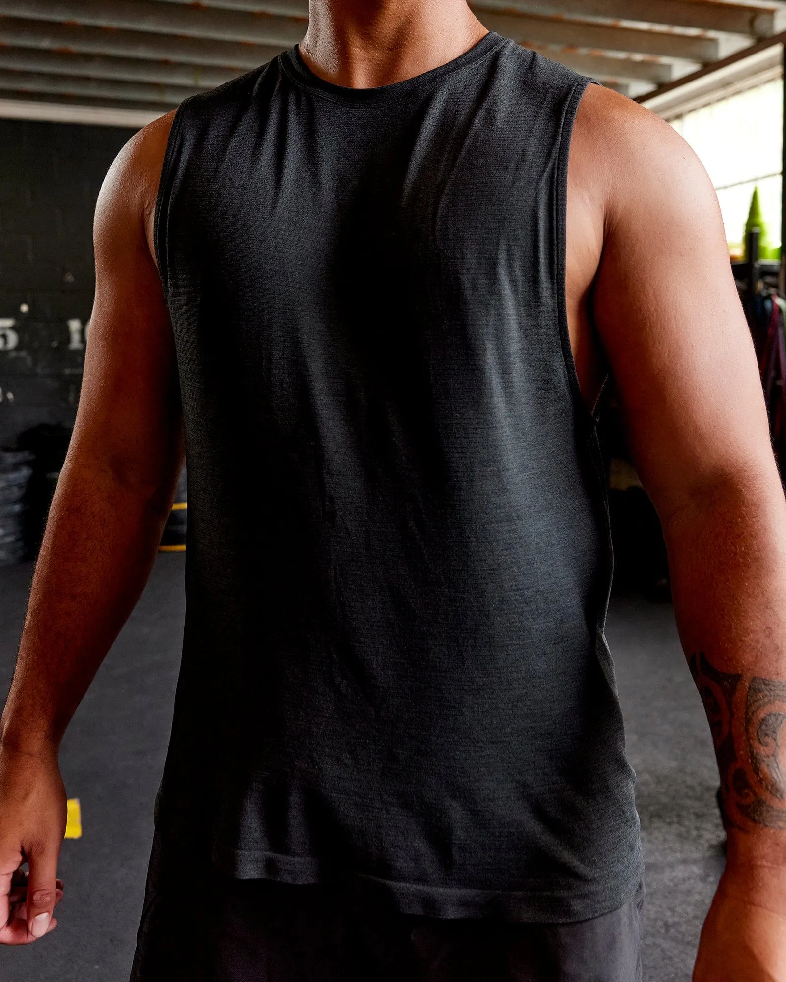 AeroFLX  Seamless Muscle Tank - Black Marl