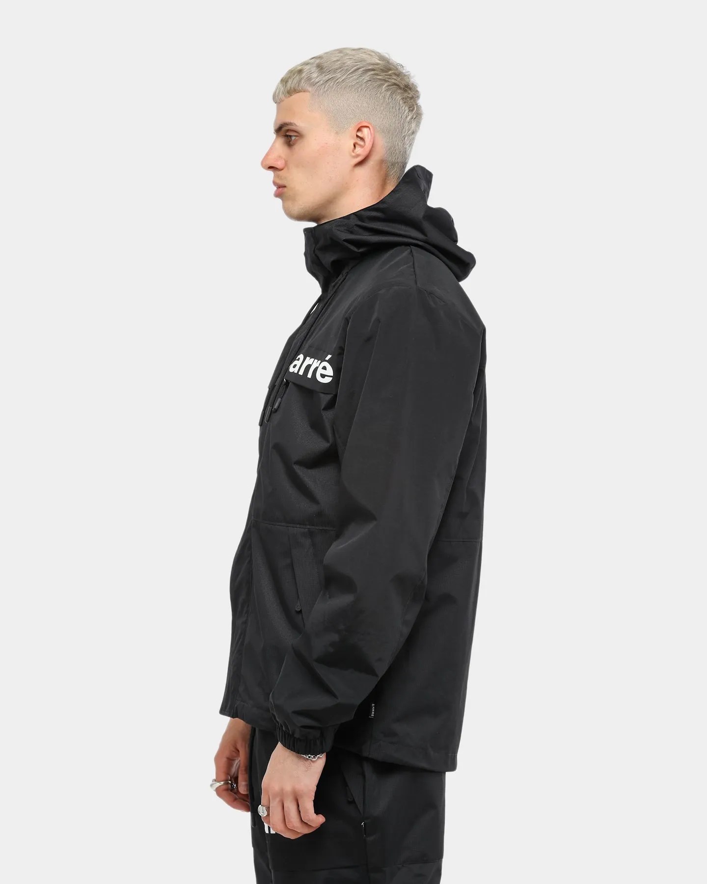 Carré Adventure Windbreaker Black