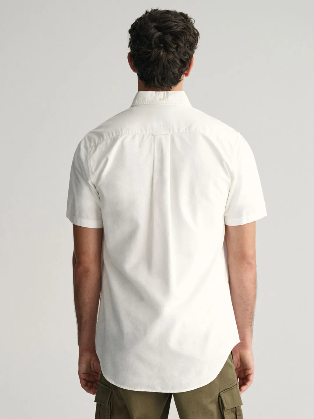 Gant Men White Solid Button-down Collar Long Sleeves Shirt