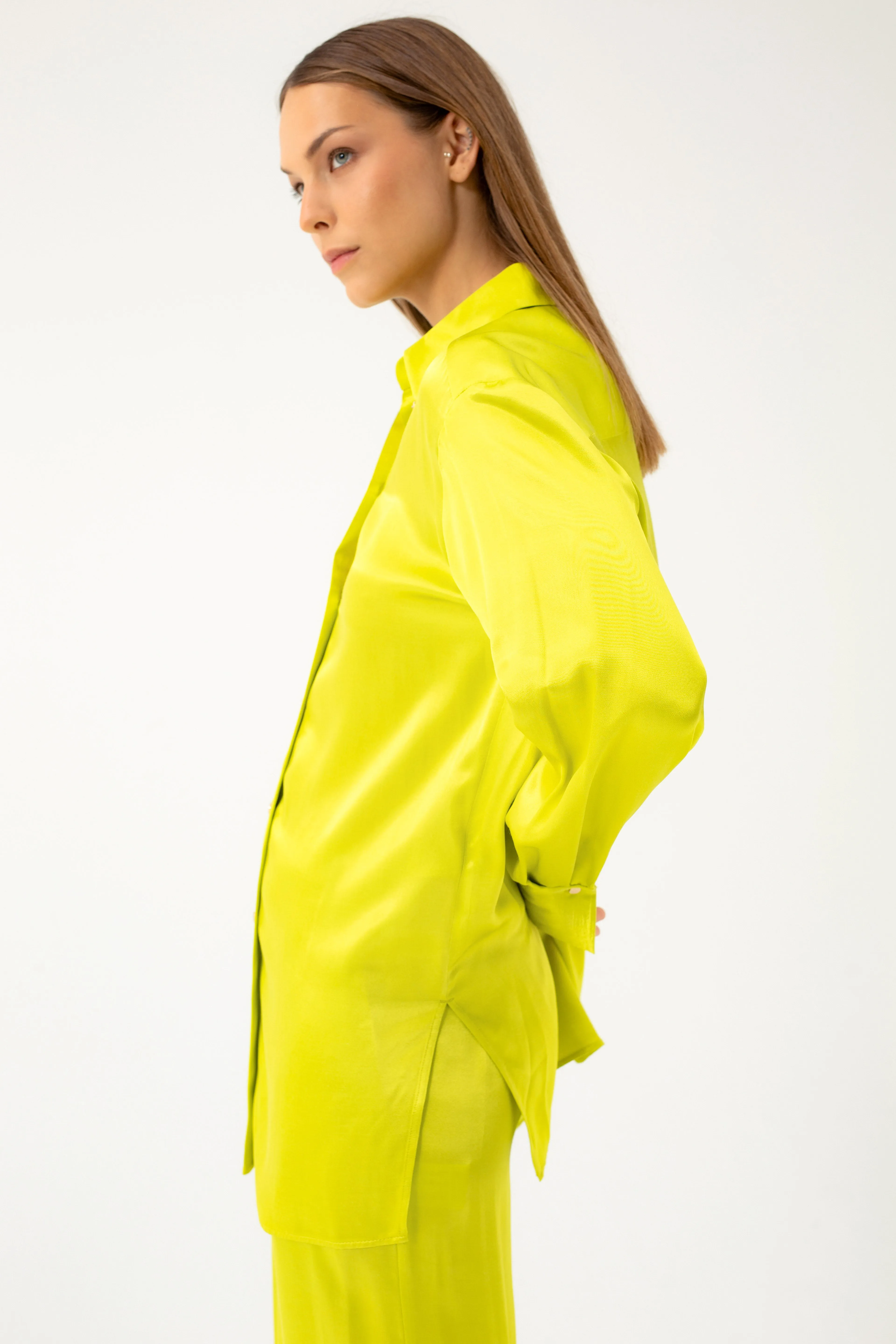 LONG SHIRT IN LIME