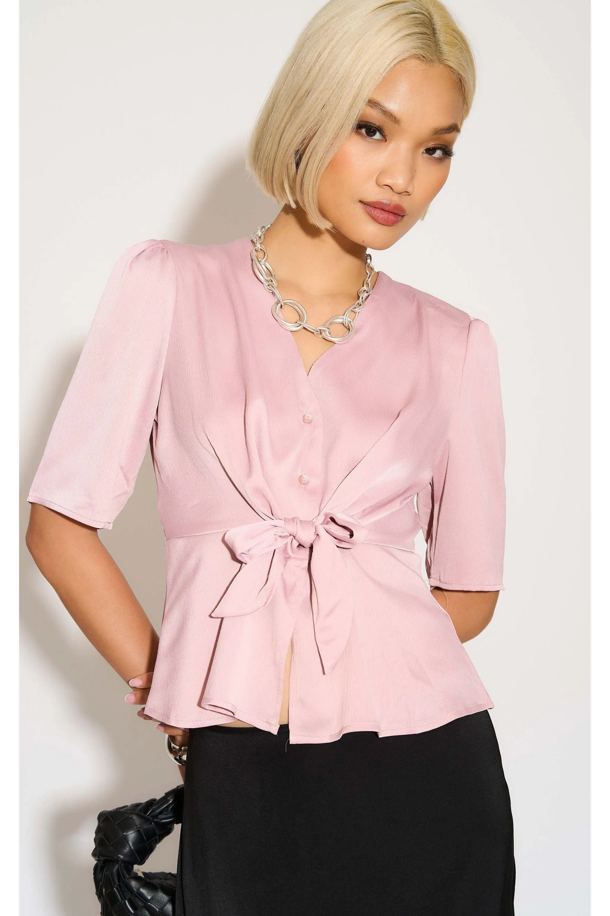 LOVE SUNSHINE Pink Short Sleeve Knotted Crepe Satin Top