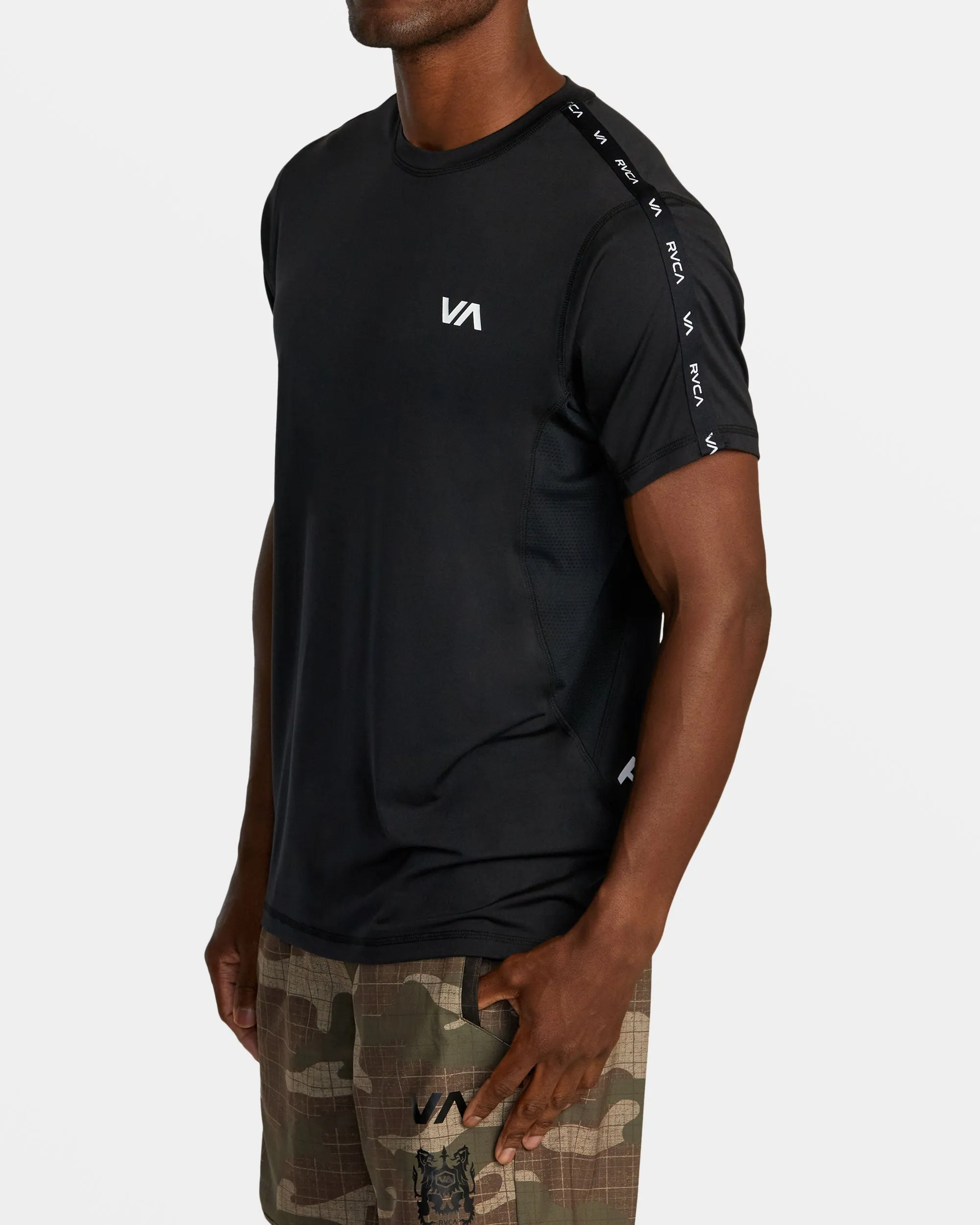 Sport Vent Banded T-Shirt - Black