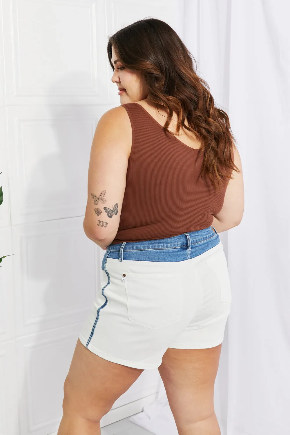 Two-in-One Reversible Seamless Tank in Coffee